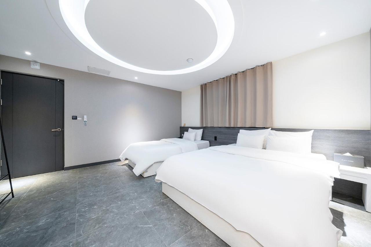 Knox Hotel Cheonan Esterno foto