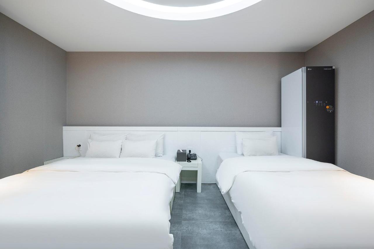 Knox Hotel Cheonan Esterno foto