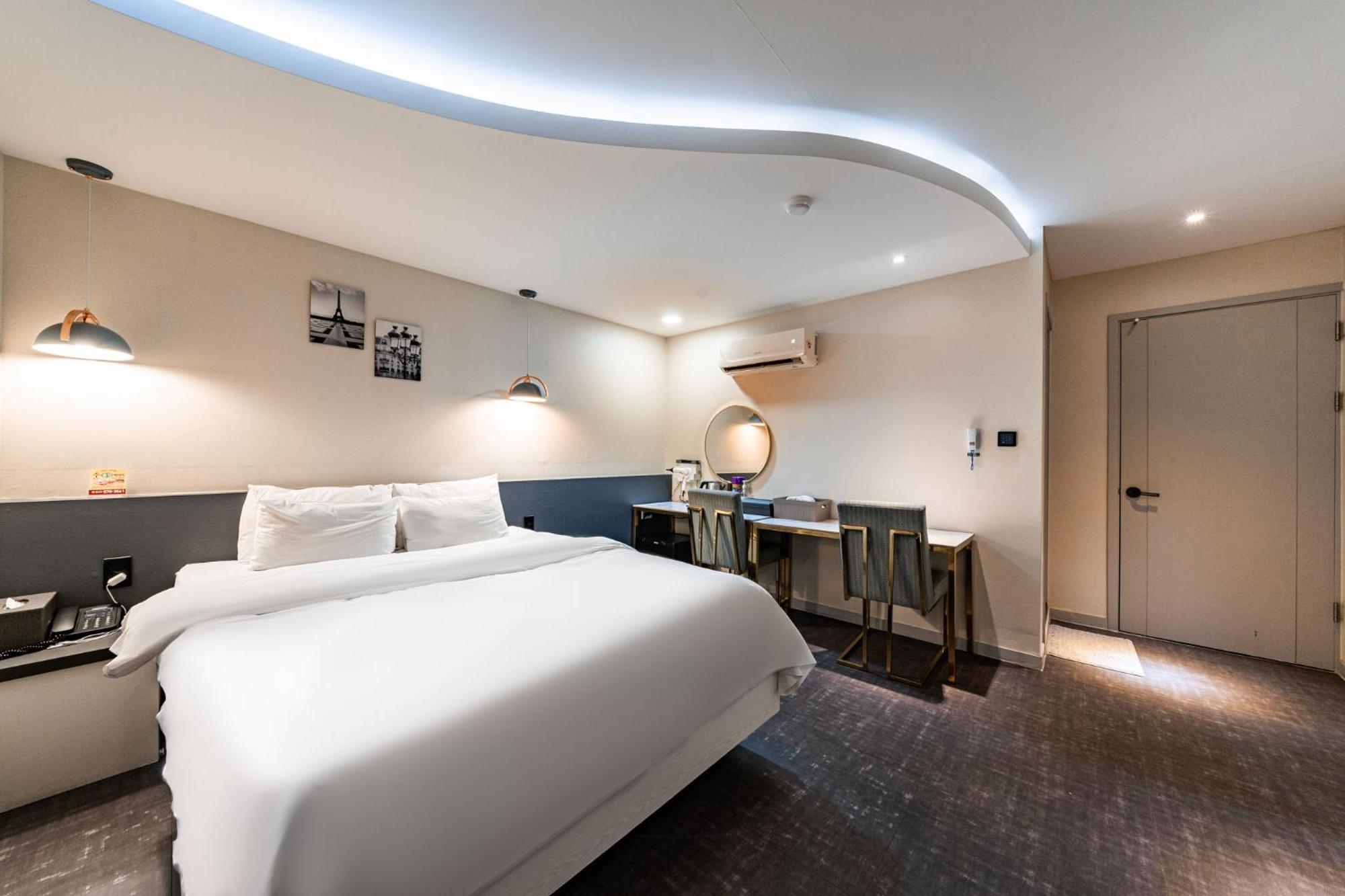 Knox Hotel Cheonan Esterno foto