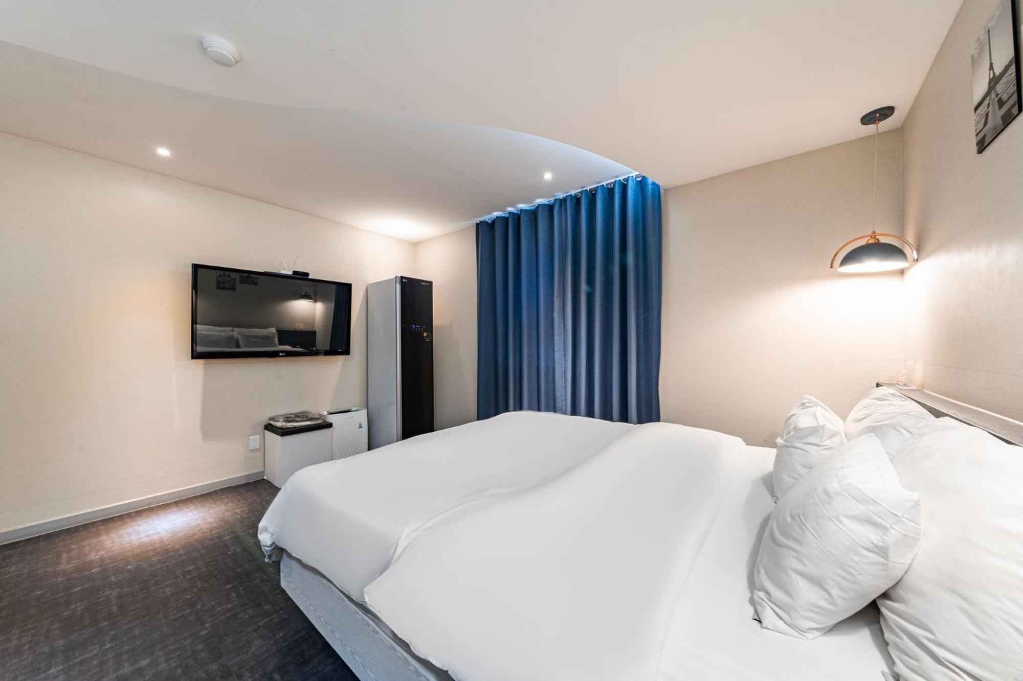 Knox Hotel Cheonan Esterno foto