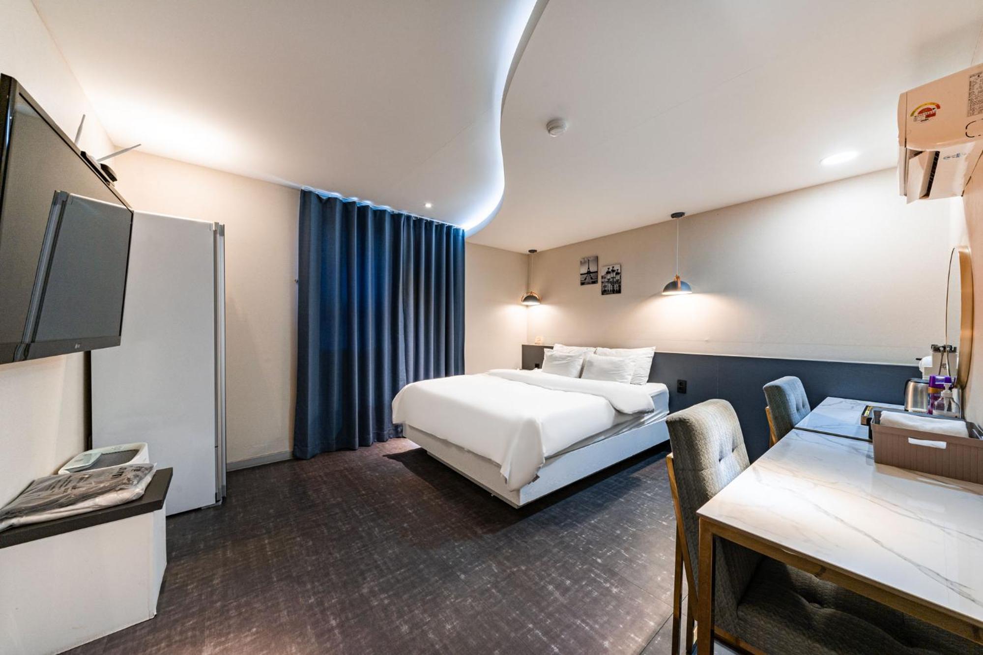 Knox Hotel Cheonan Esterno foto