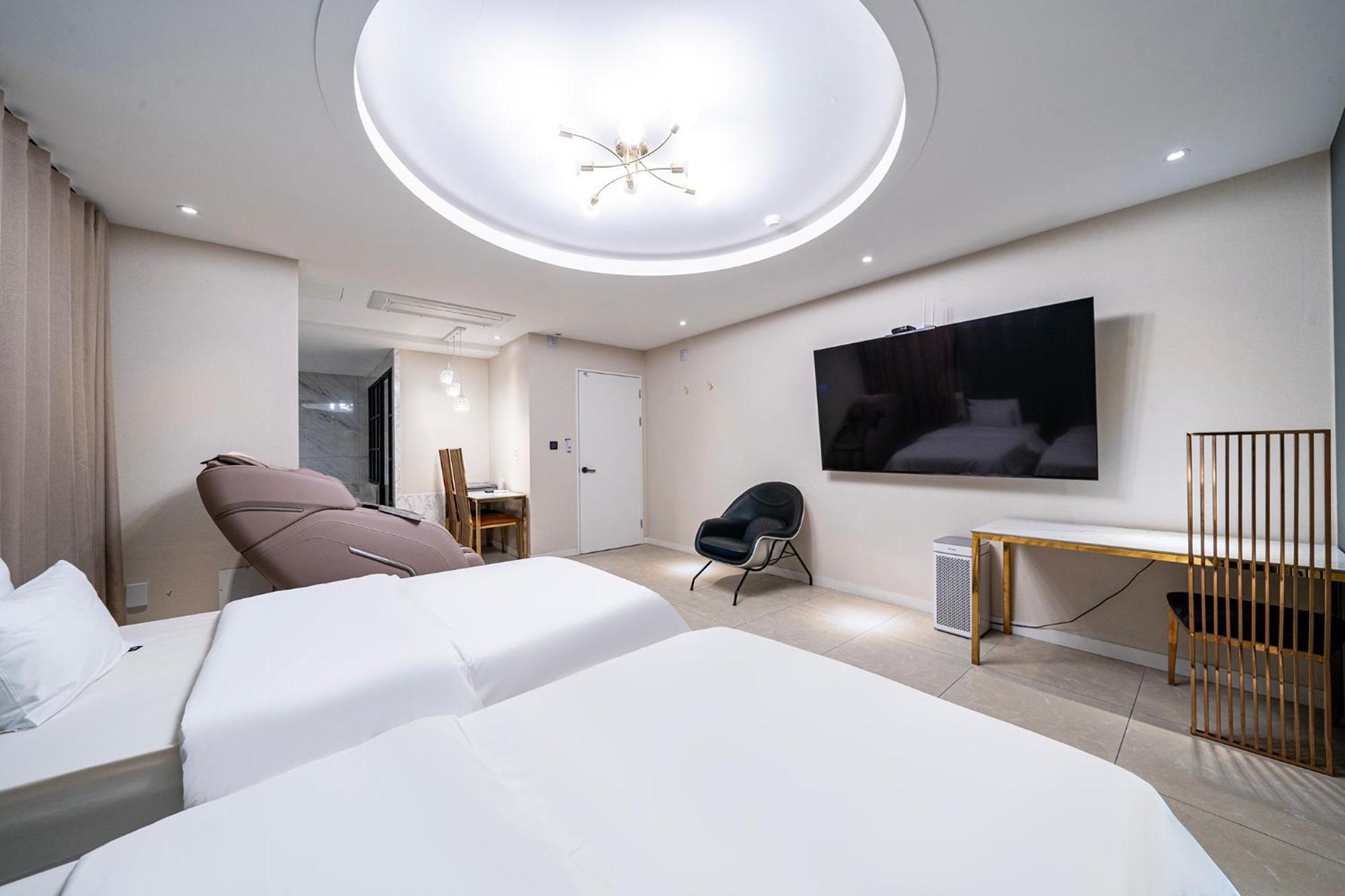 Knox Hotel Cheonan Esterno foto